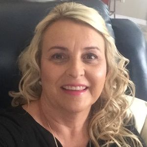 Meet your Posher, Tonya